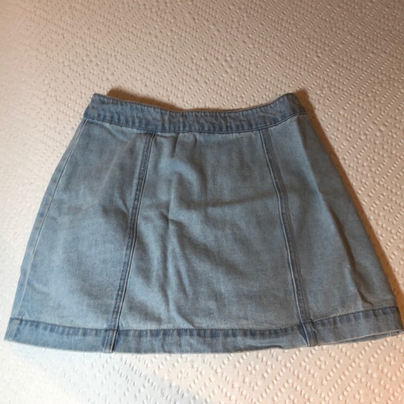 Light Wash Denim Button Skirt - Picture 3 of 3